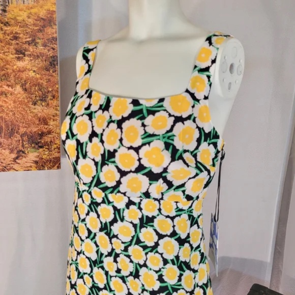 Diane Von Furstenberg Mini Dress - Picture 3 of 8